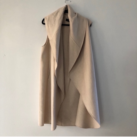 Zara handmade wool vest - Picture 2 of 10